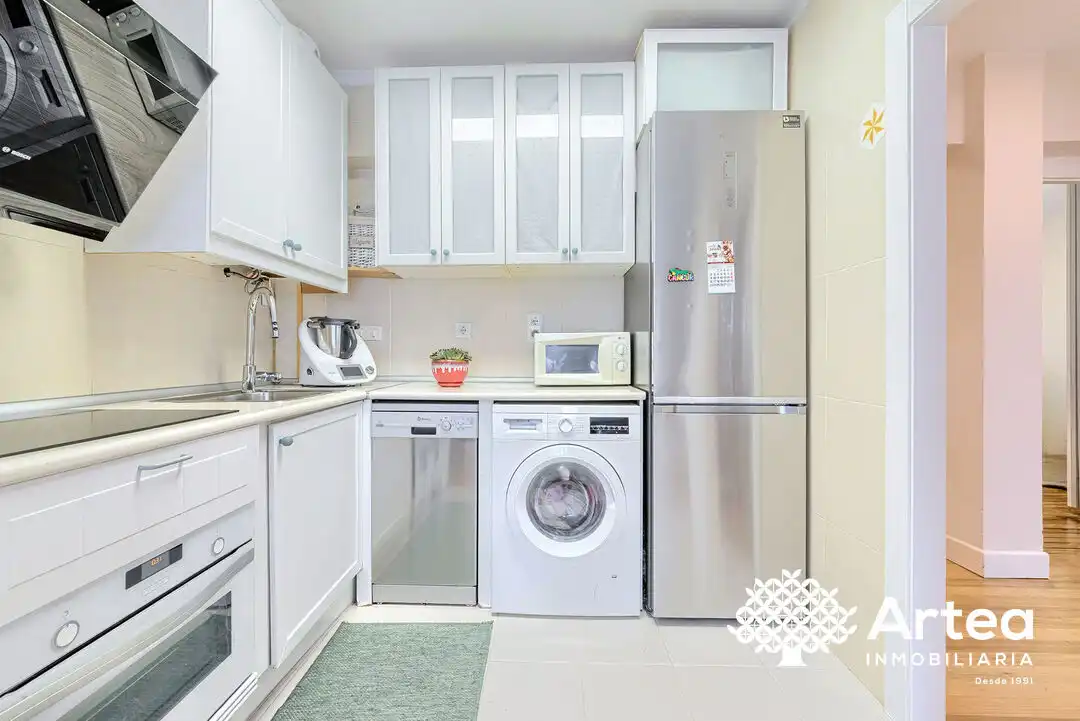 Flat for sale in Zorrotza