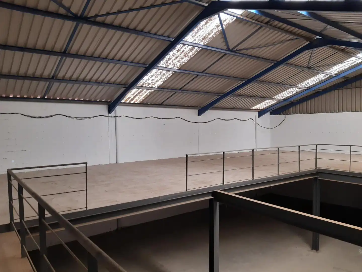 Industrial buildings for sale in Chiclana de la Frontera