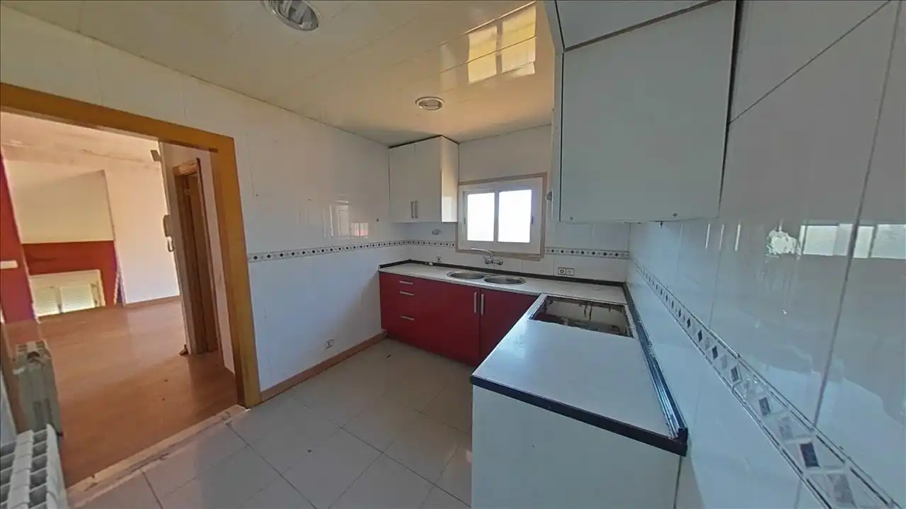 Cuina de Casa o xalet en venda en Barcelona amb Calefacció, Parquet i Terrassa