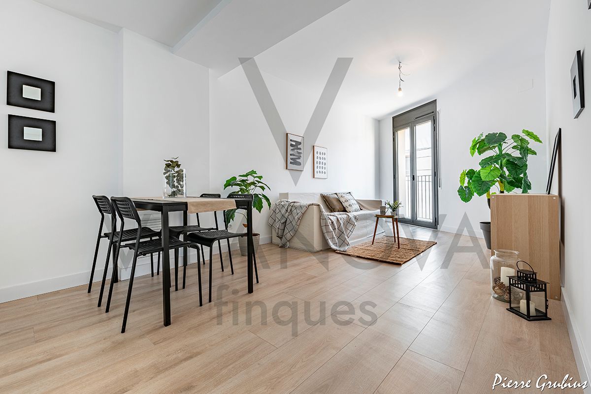 Bedroom of Flat for sale in Salomó  with Air Conditioner, Terrace and Storage room