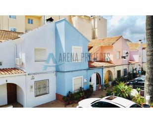 Exterior view of Single-family semi-detached for sale in Dénia