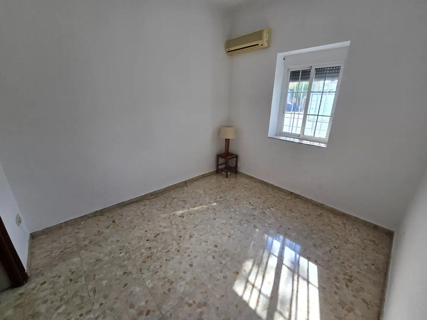 Bedroom of Ground floor for sale in Córdoba  with Air Conditioner and Heating