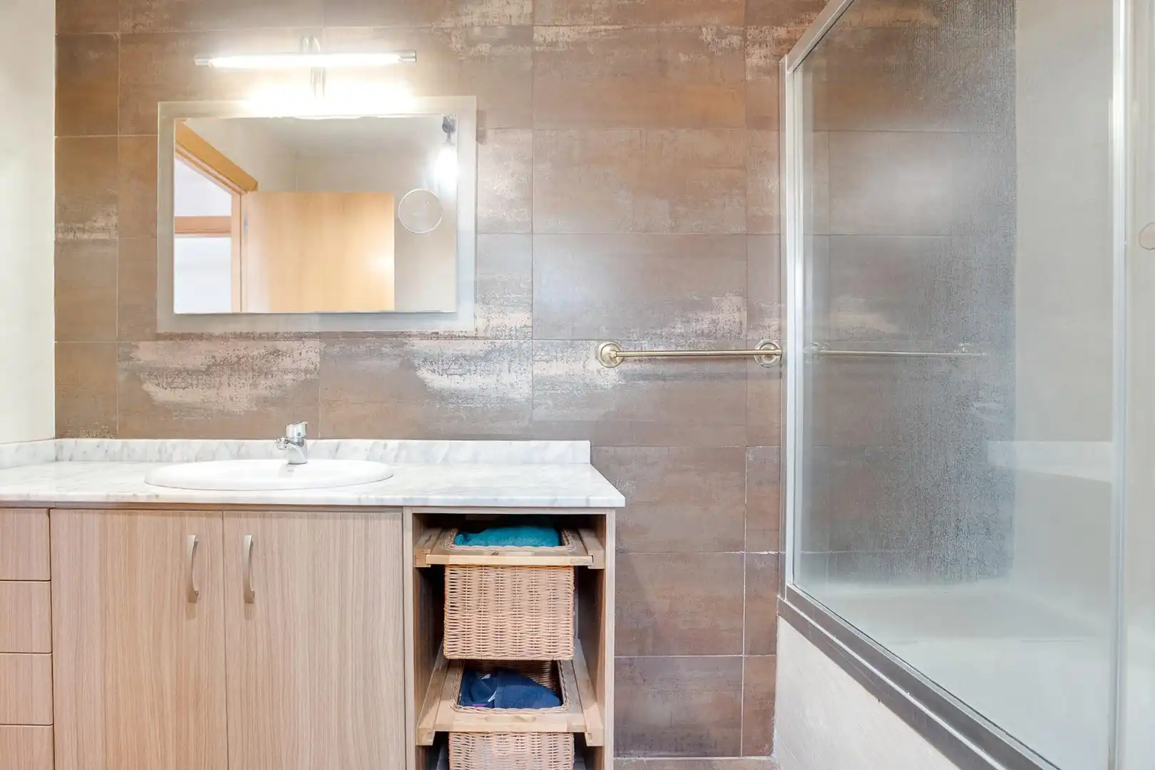 Maison avec terrasse à vendre à Corbera de Llobregat, imagen 36