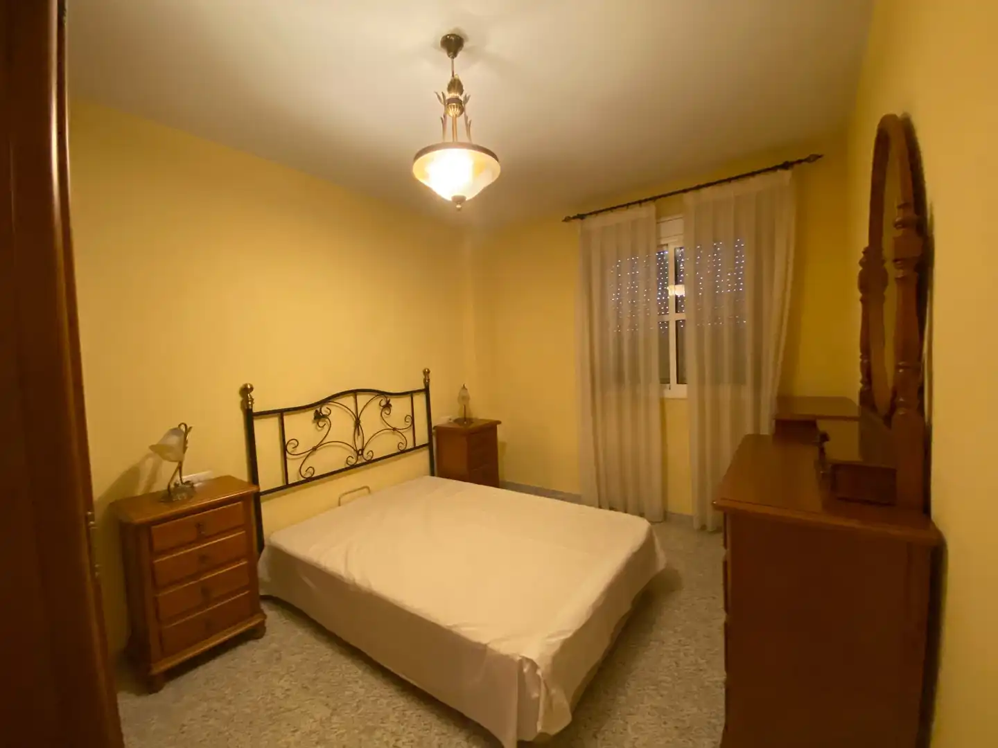 Wohnung zur Miete in Escritor Francisco Montero Galvache, Centro