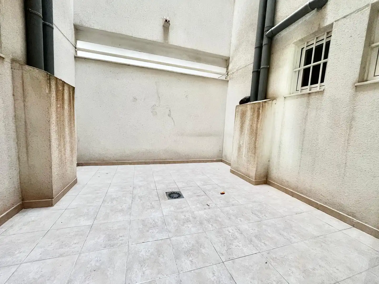 Balcony of Flat for rent in Torrevieja  with Air Conditioner, Terrace and Swimming Pool