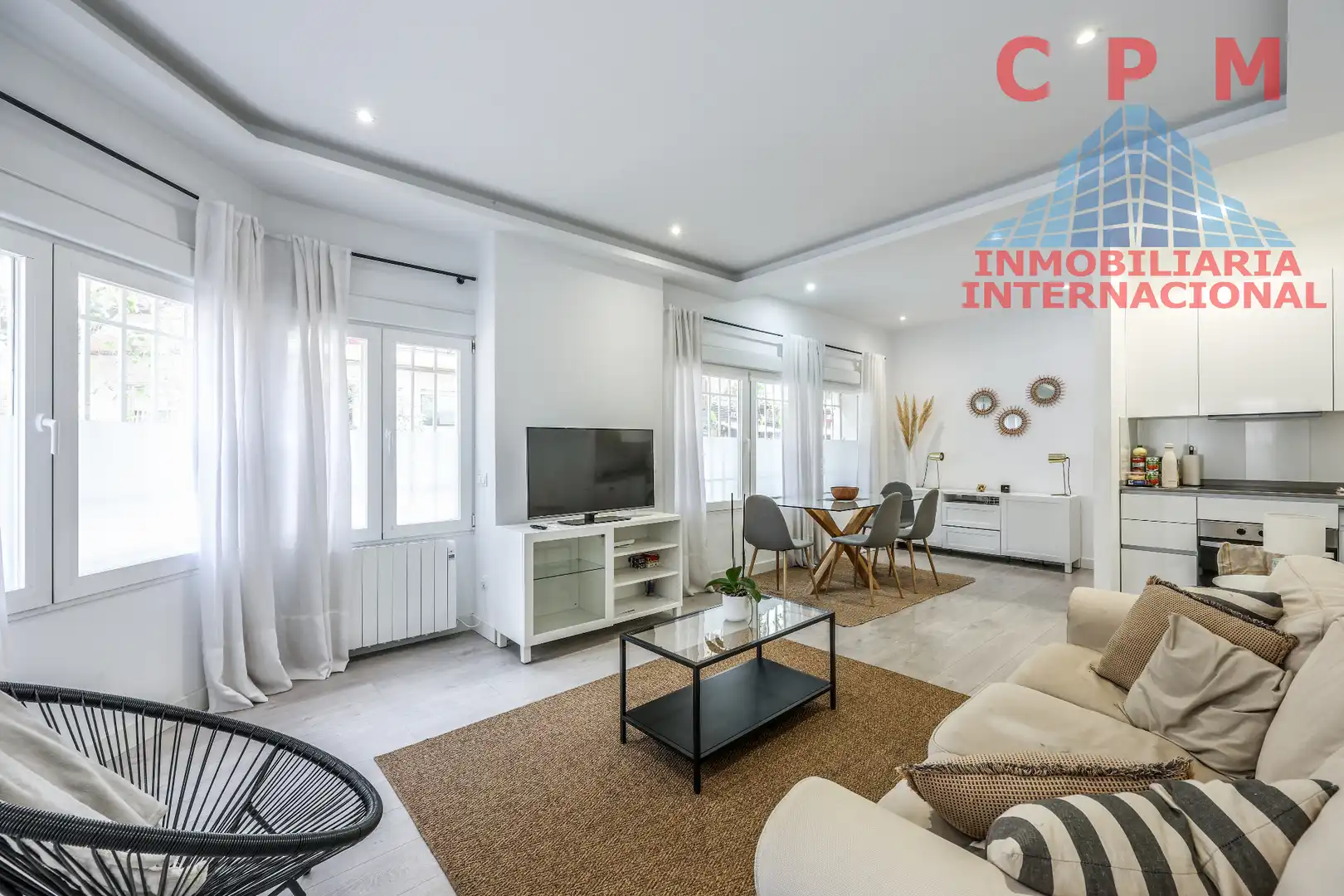 Sala d'estar de Pis de lloguer en  Madrid Capital amb Aire condicionat, Calefacció i Parquet