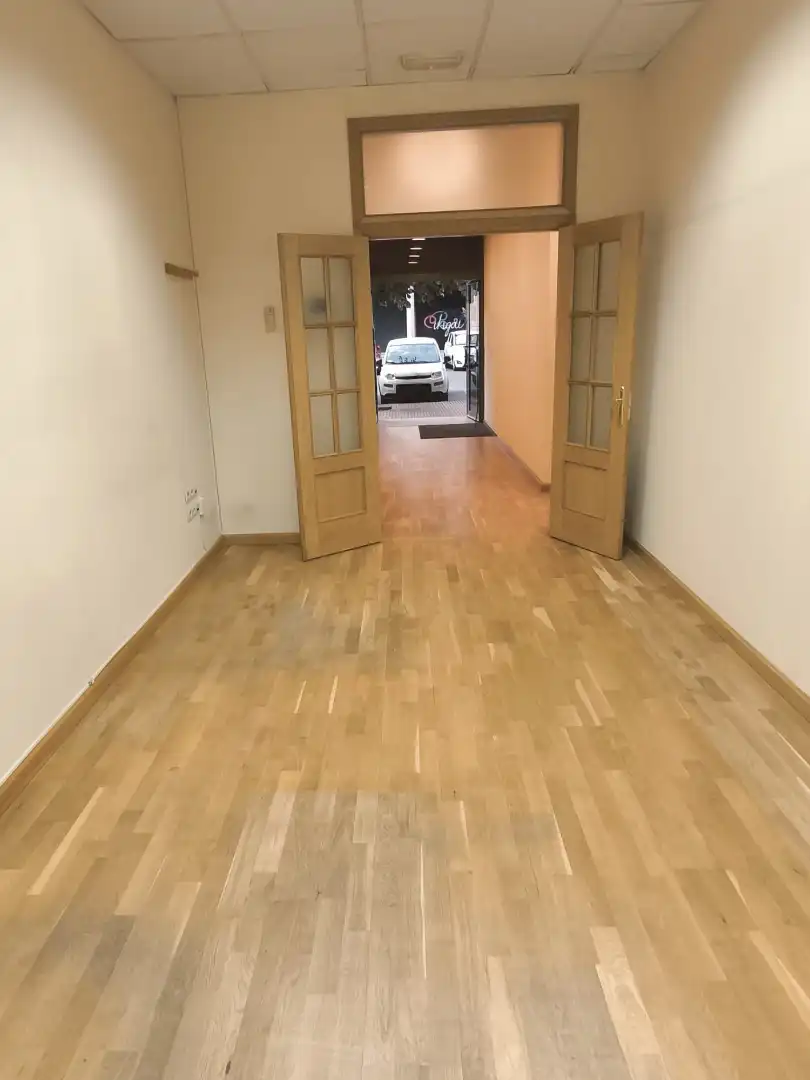 Gewerbefläche zur Miete in Villafontana - Estoril I