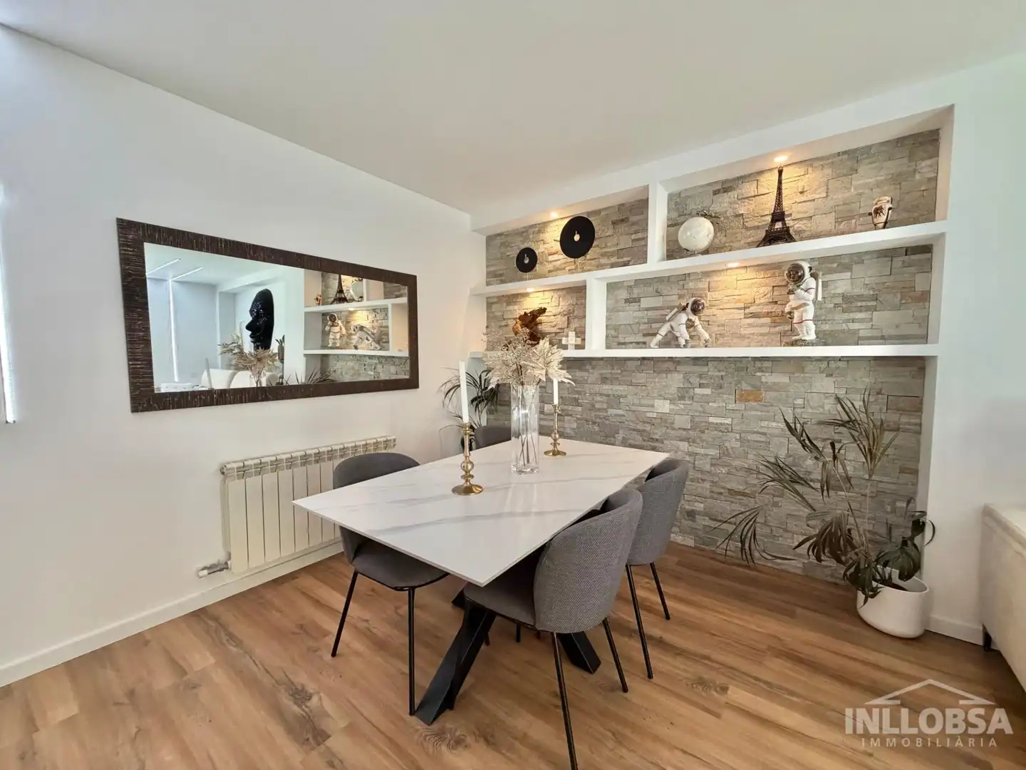 Comedor de Piso en venta en Manresa con Calefacción, Parquet y Terraza
