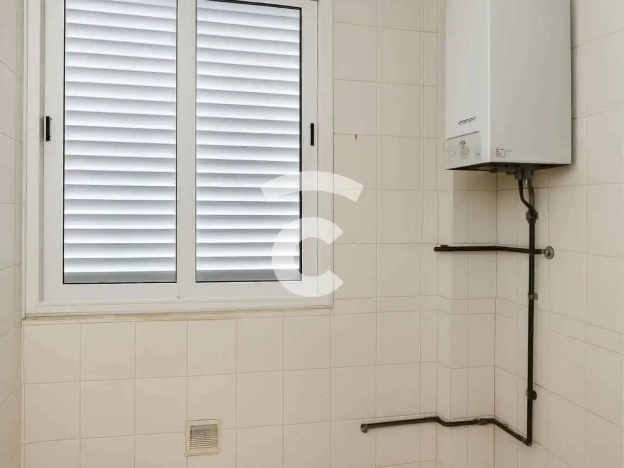 Schlafzimmer von Wohnung zum Verkauf in Vic mit Klimaanlage, Heizung und Parkett