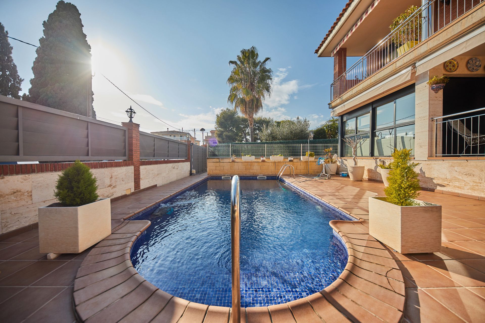 Piscina de Casa o xalet en venda en Calafell amb Aire condicionat, Calefacció i Jardí privat