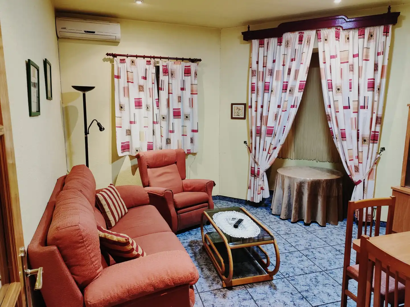 Casa con terraza en venta en Calle García Lorca 18