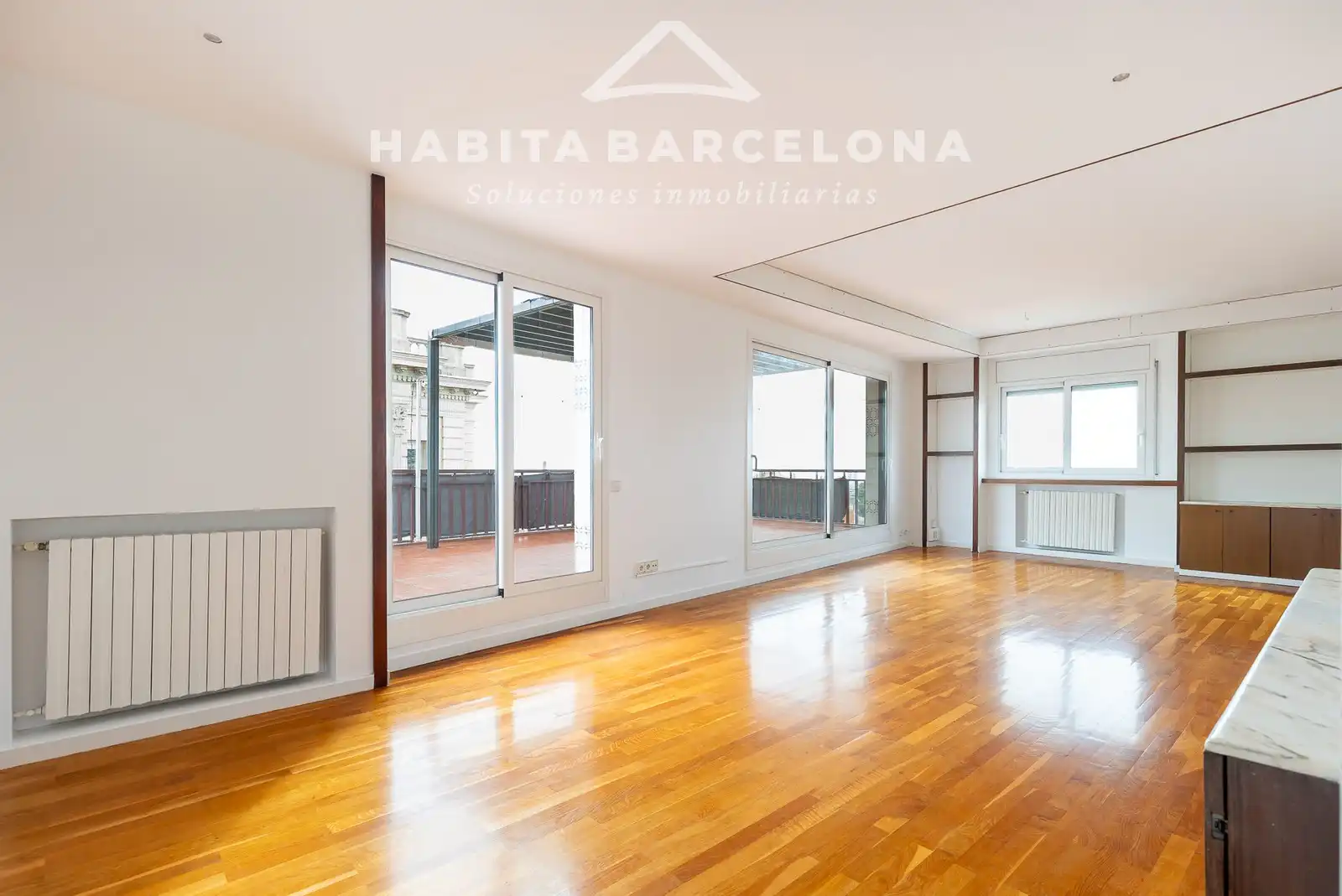 Vista exterior de Àtic de lloguer en Sarrià - Sant Gervasi