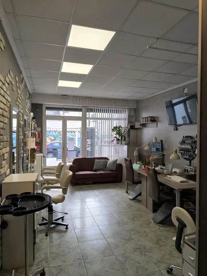 Local comercial en traspàs a De La Marina Baixa, imagen 13