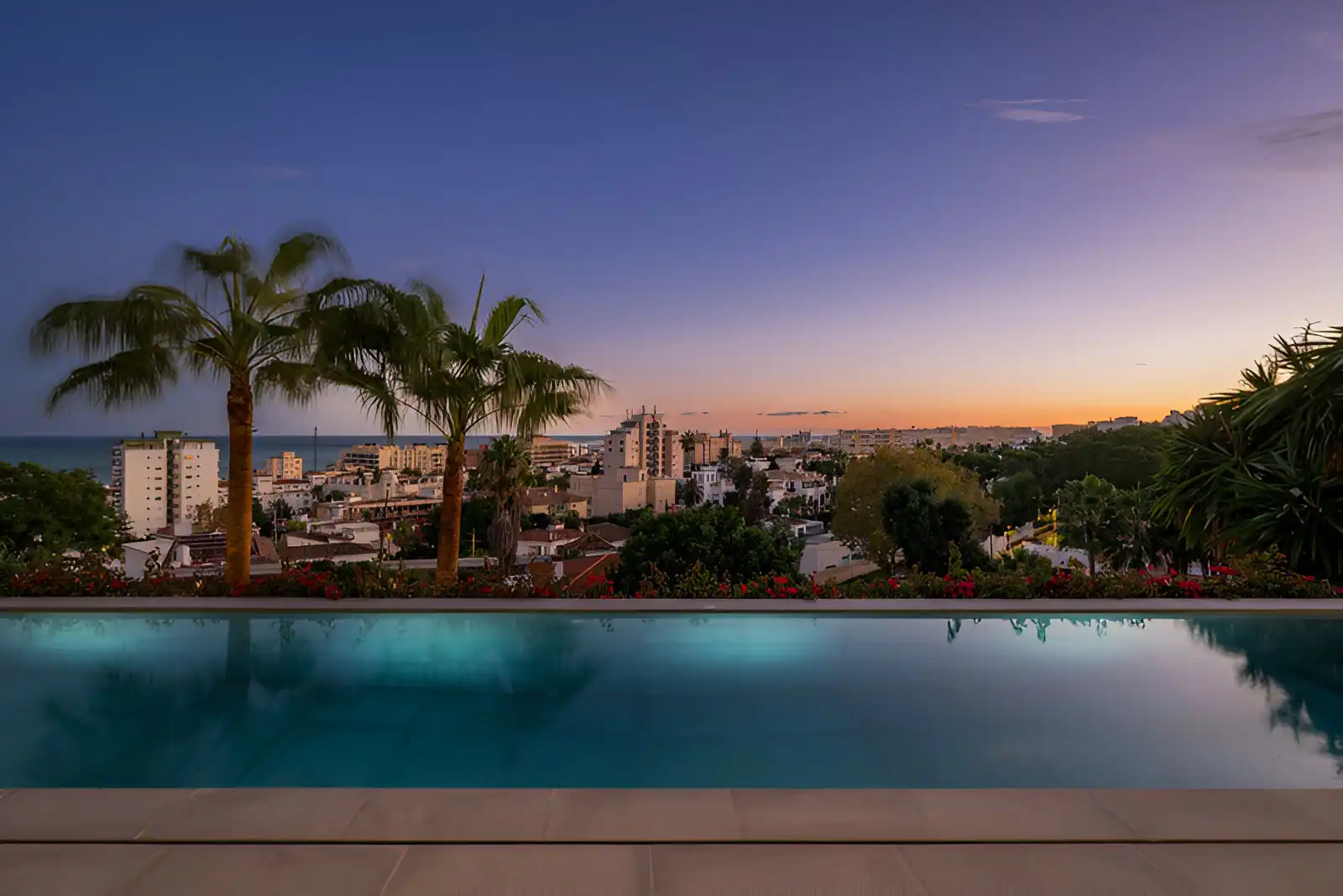 Swimming pool of Houses for sale in Torremolinos  with Air Conditioner, Private garden and Terrace