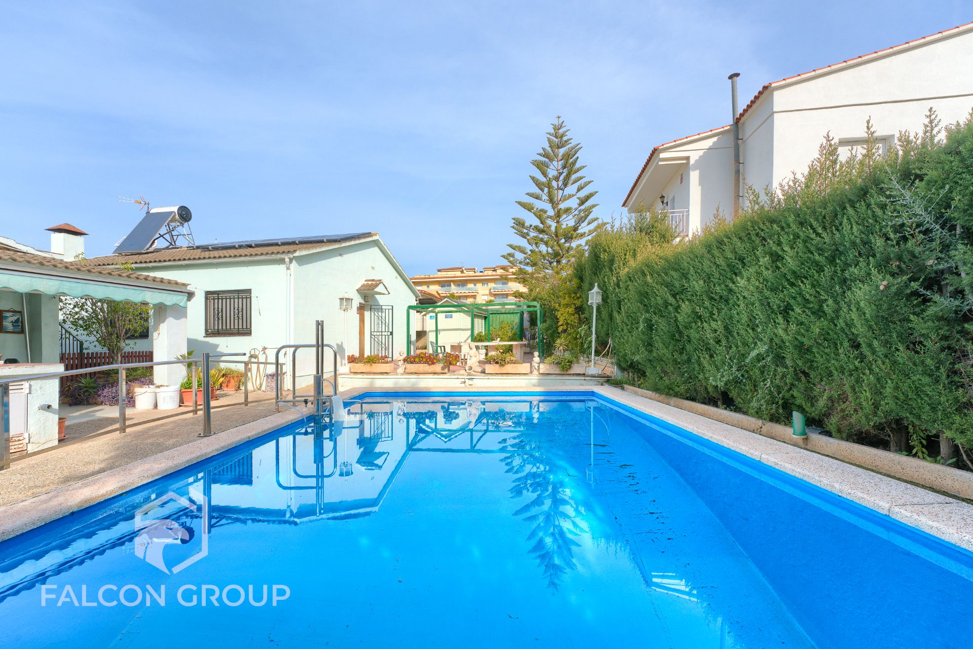 Piscina de Casa o chalet en venta en El Vendrell con Aire acondicionado, Calefacción y Jardín privado