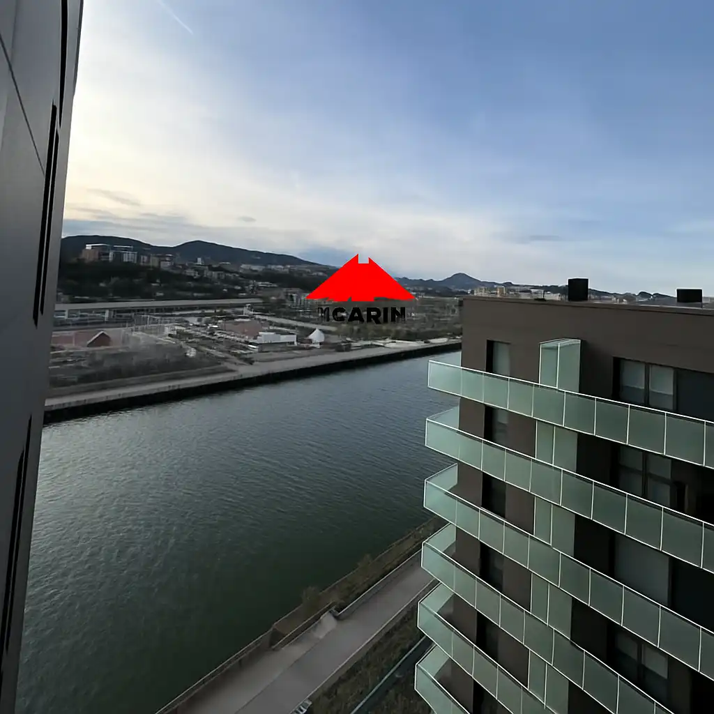 Piso con ascensor en venta en Avenida Zarandoa, imagen 3