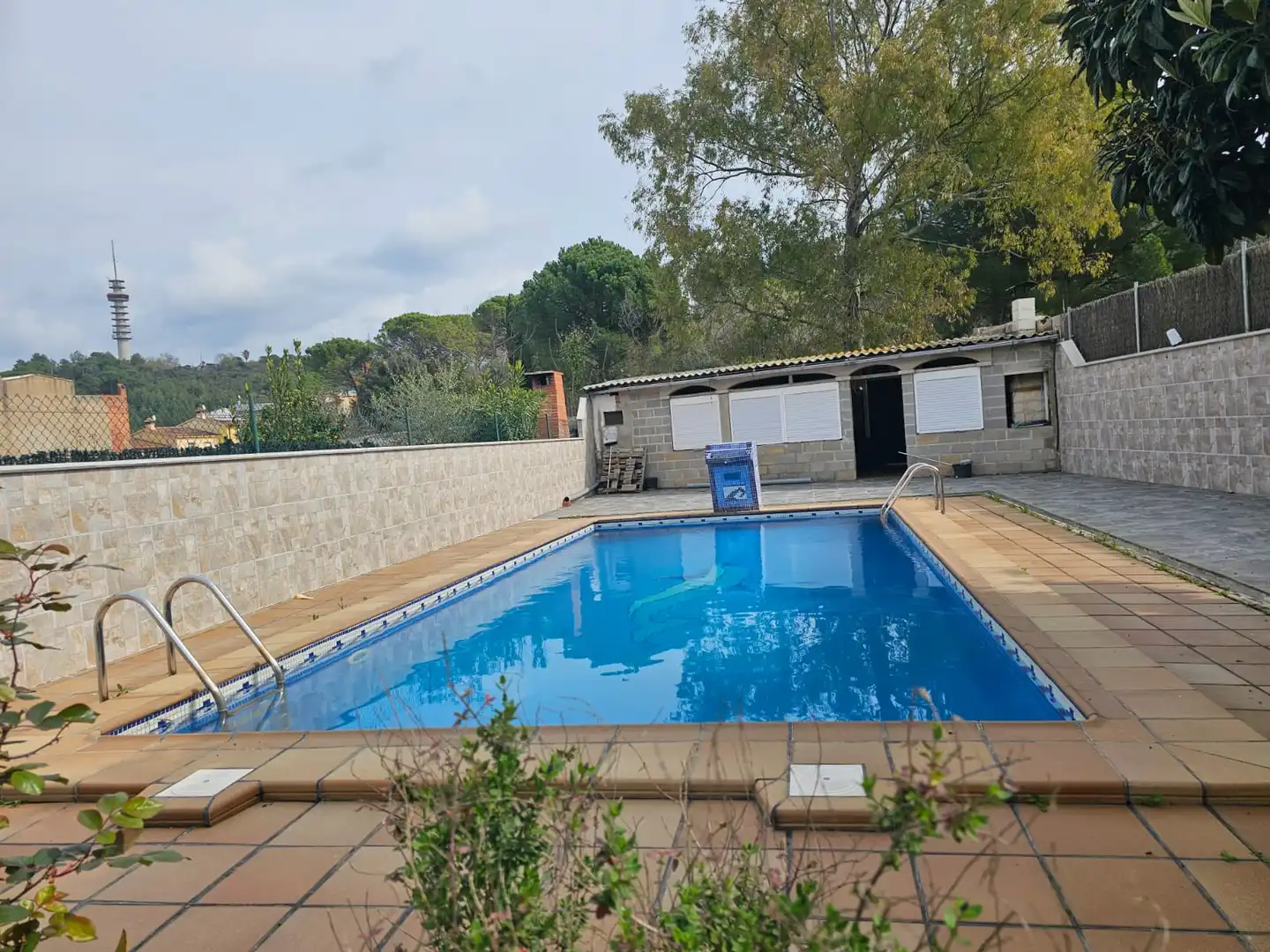 Piscina de Casa o xalet en venda en Girona amb Calefacció, Jardí privat i Terrassa