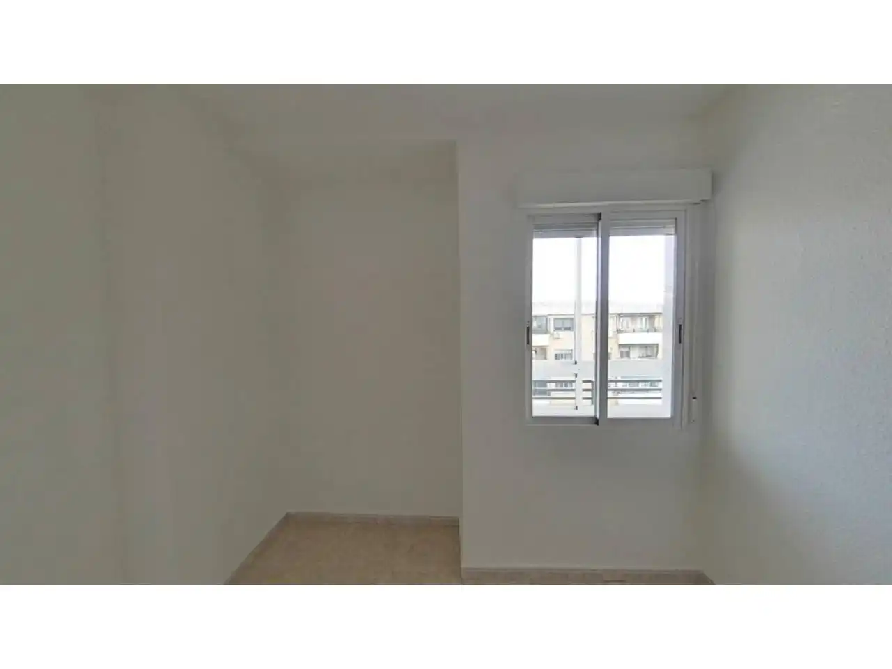 Bedroom of Flat for sale in Parla