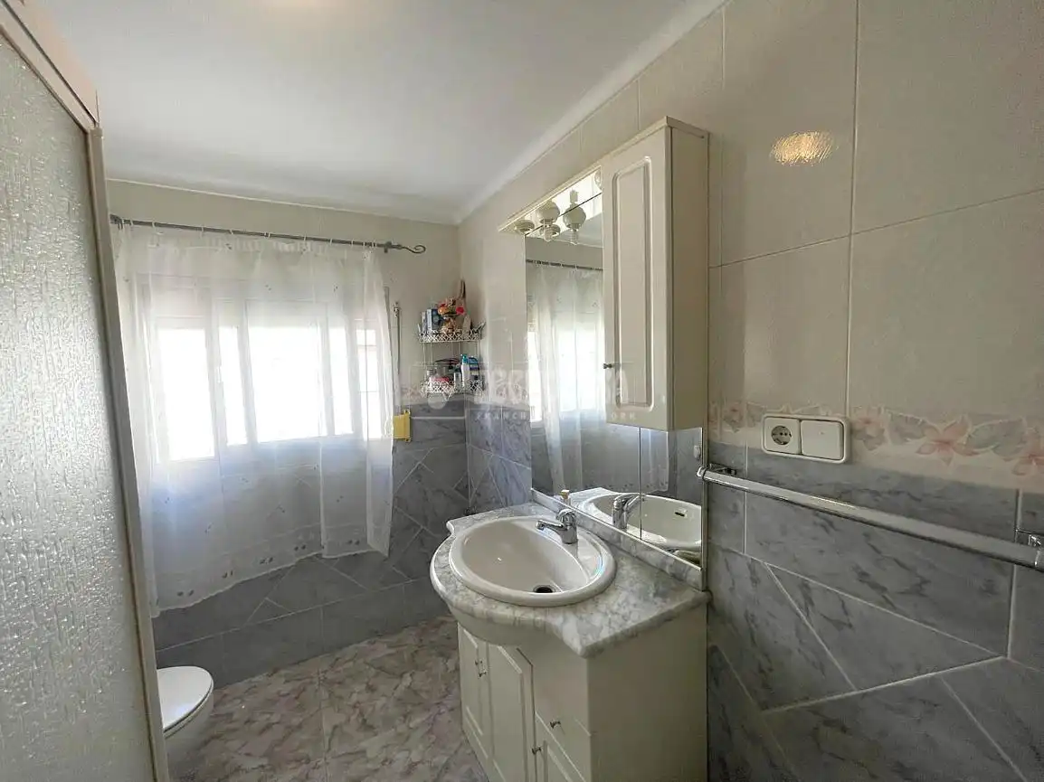 Casa adosada en venta en Fuentemora