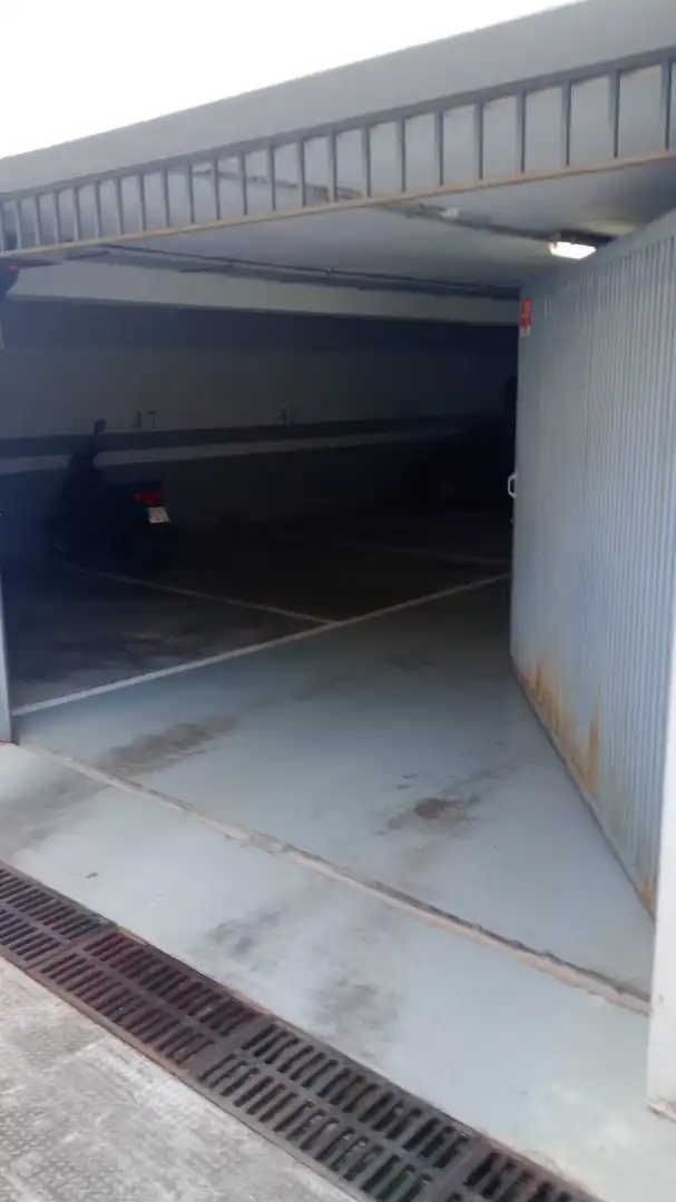 Parking de Garaje en venta en Benicasim / Benicàssim con Alarma