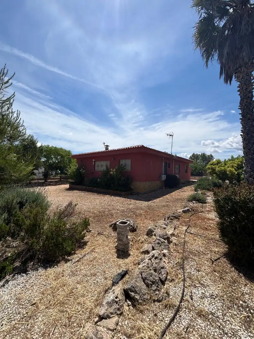 Vista exterior de Casa o chalet en venta en Catadau con Aire acondicionado, Jardín privado y Terraza