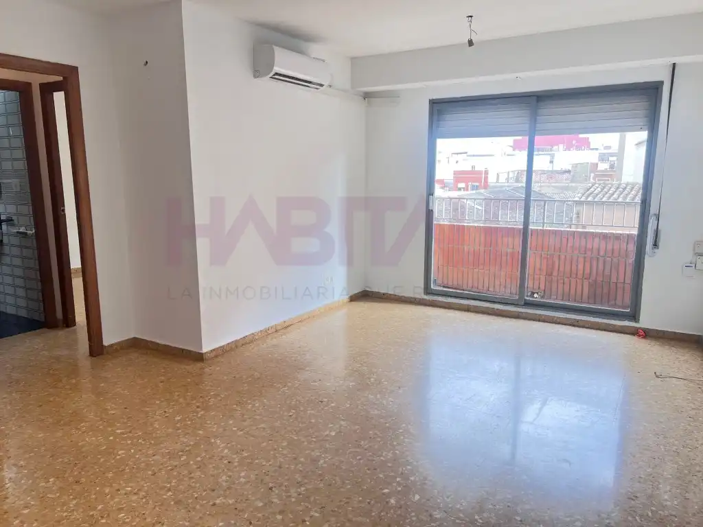 Habitación de Piso en venta en Benetússer