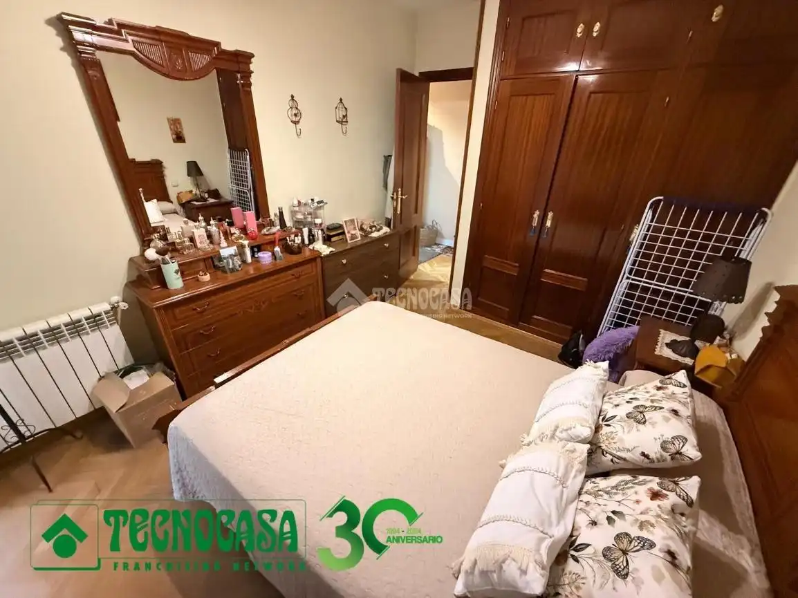 Schlafzimmer von Wohnung zum Verkauf in Toledo mit Klimaanlage, Heizung und Terrasse
