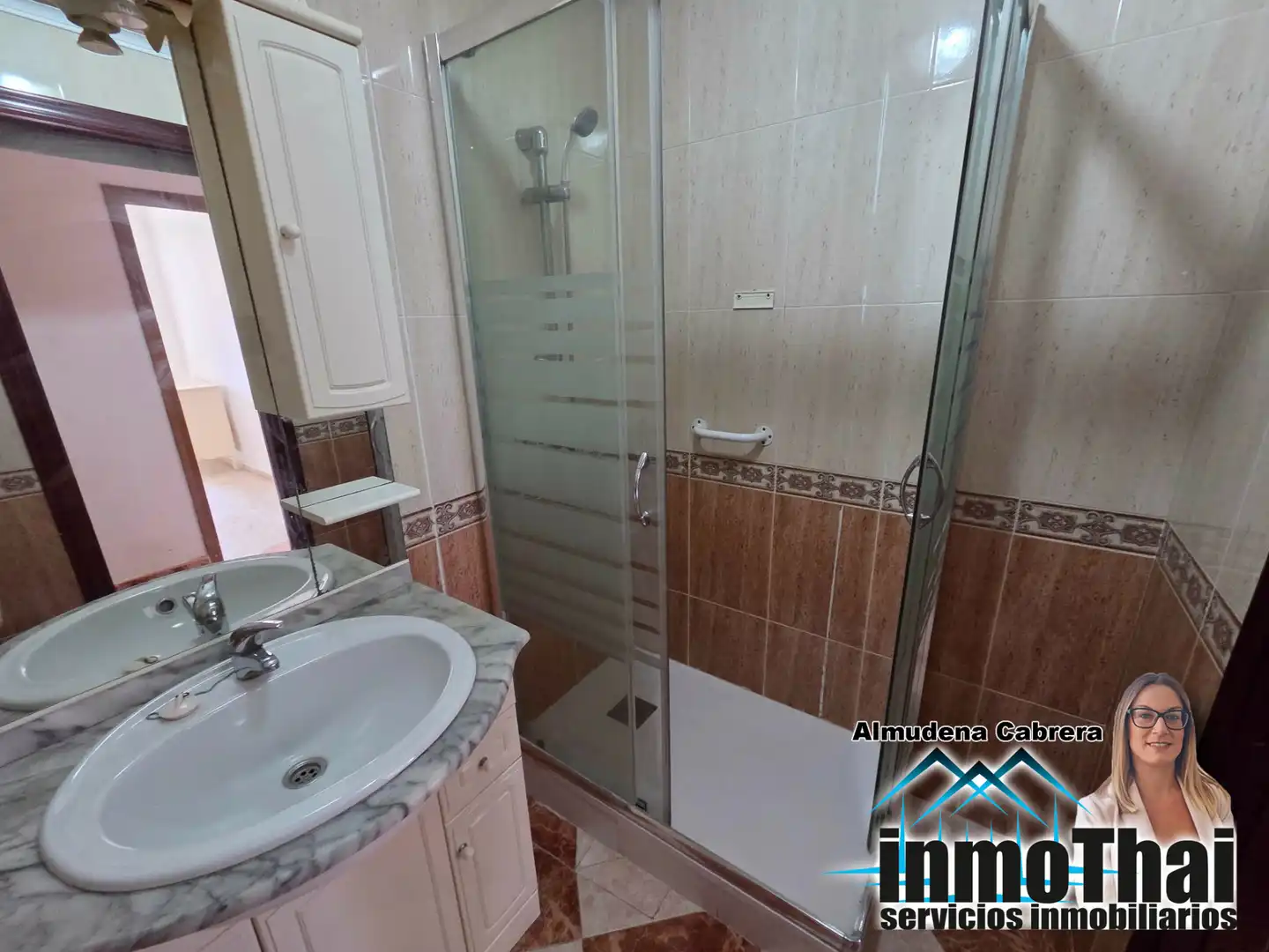 Piso con ascensor en venta en Calle Arcángel San Miguel, imagen 18