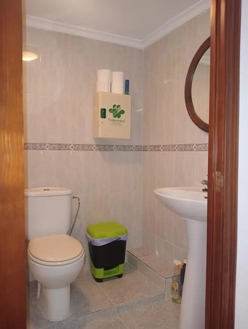 Badezimmer von Büro zur Miete in Cádiz