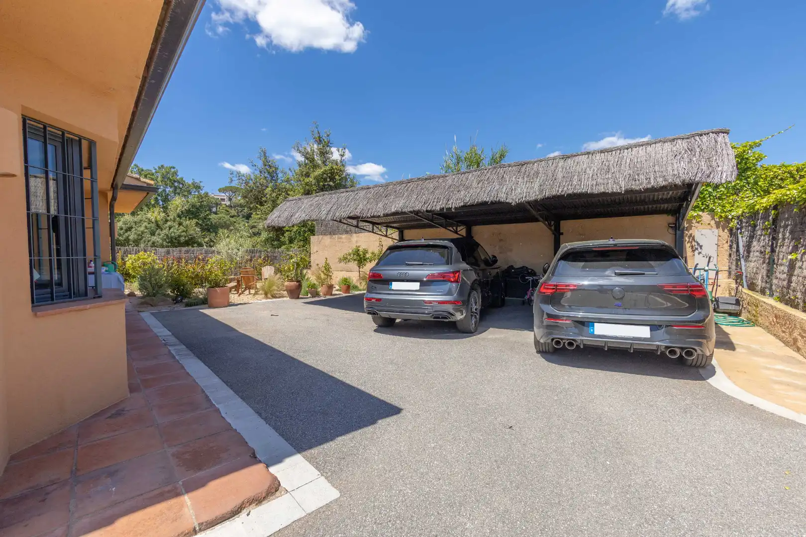 Aparcament de Casa o xalet en venda en Sant Vicenç de Montalt amb Aire condicionat, Calefacció i Jardí privat