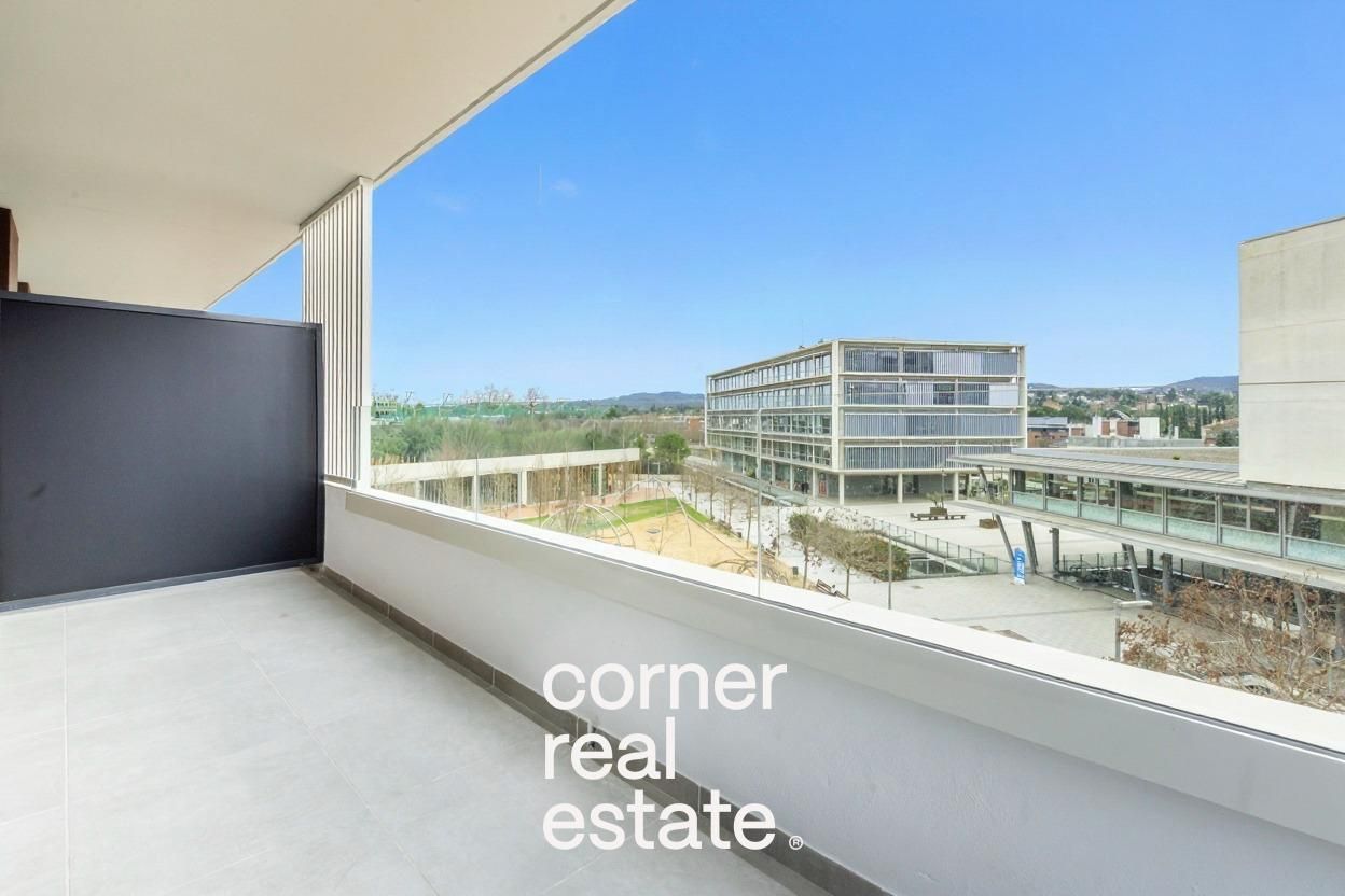 Vista exterior de Pis en venda en Sant Cugat del Vallès amb Aire condicionat, Parquet i Terrassa