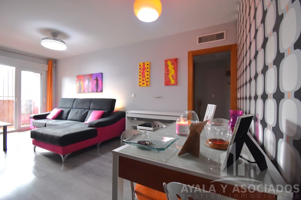 Sala d'estar de Pis en venda en Cartagena amb Aire condicionat, Calefacció i Terrassa