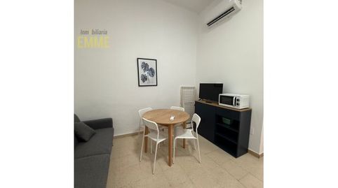 Foto 3 de Piso de alquiler en Santa Cristina - San Rafael, Málaga Capital