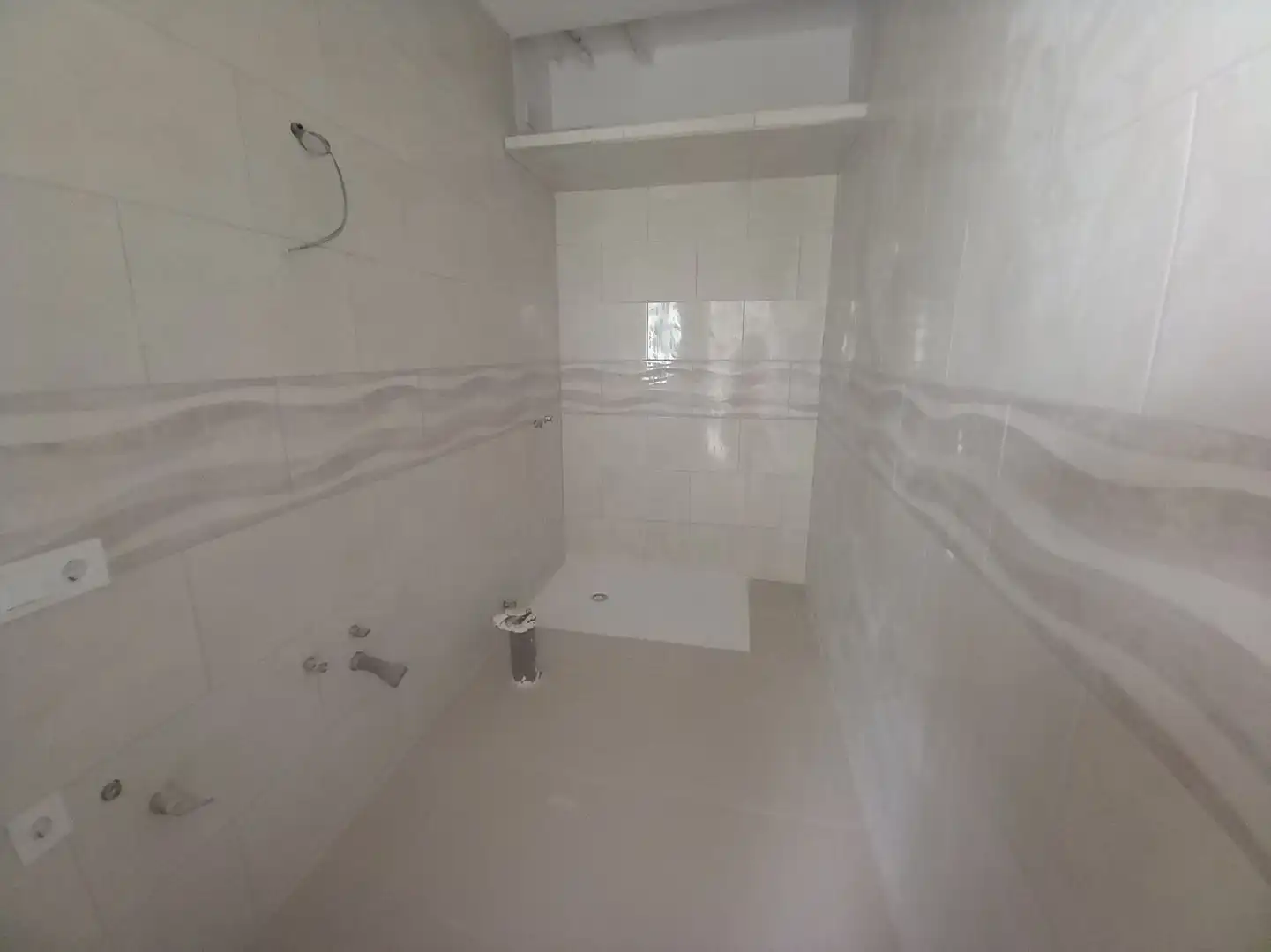 Baño de Piso en venta en Ronda con Aire acondicionado y Calefacción