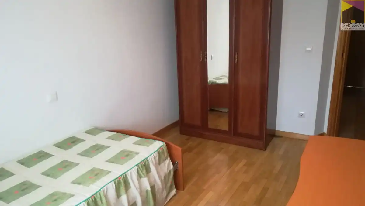 Habitación de Casa o chalet en venta en Valdepeñas con Aire acondicionado, Calefacción y Parquet