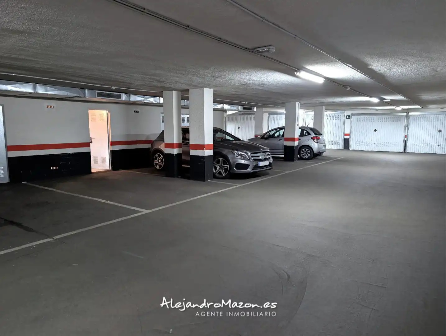 Parking de Piso en venta en Castro-Urdiales con Calefacción, Parquet y Terraza