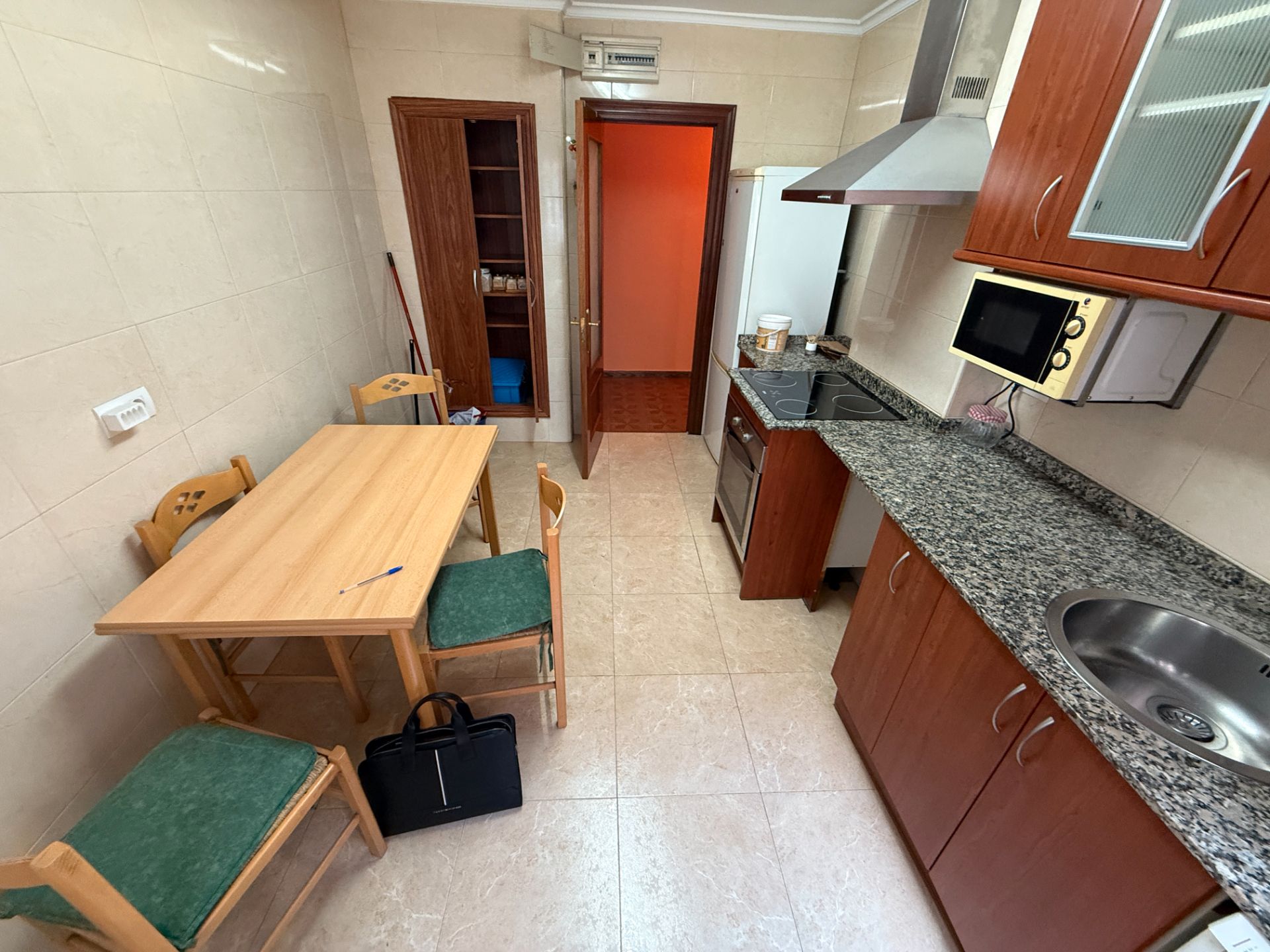 Cocina de Piso en venta en Gijón  con Amueblado