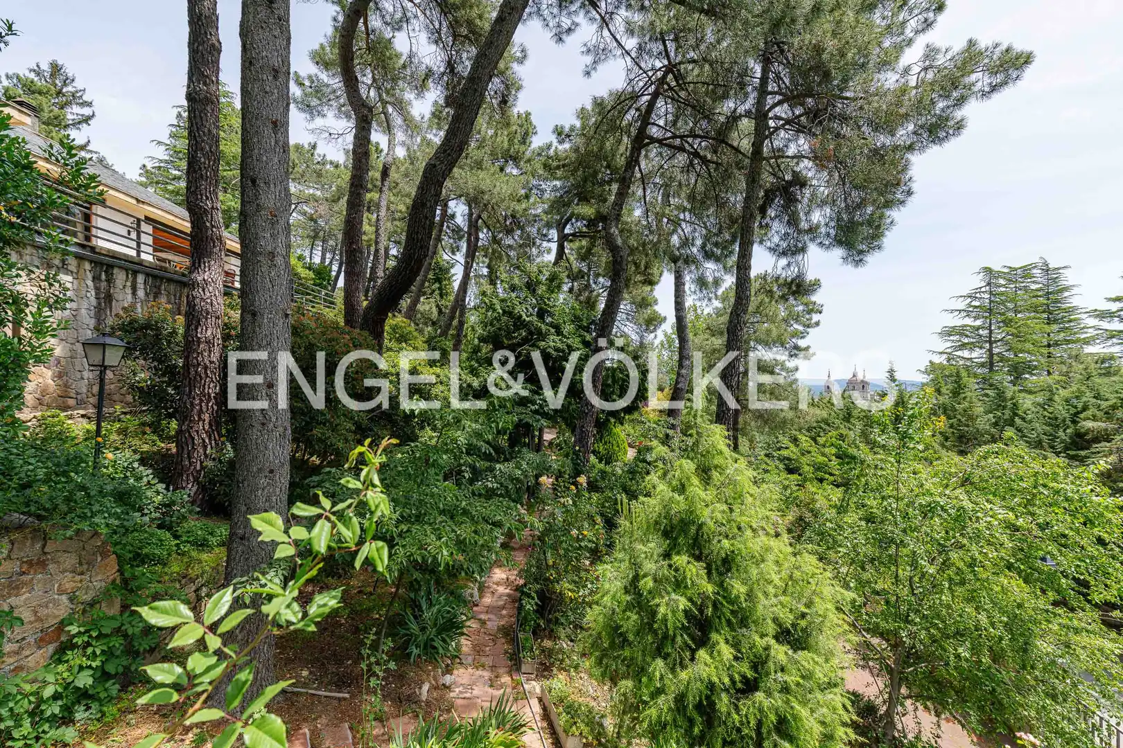 Houses for sale in San Lorenzo de El Escorial  with Heating, Private garden and Terrace