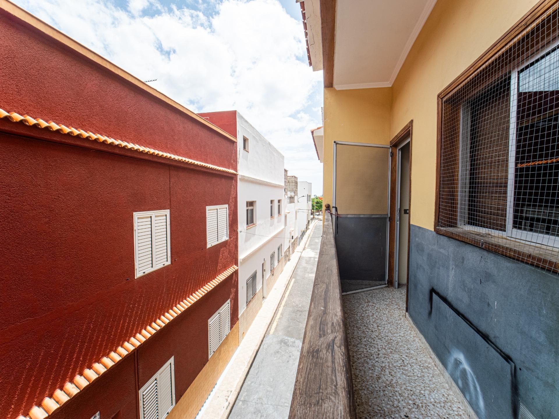 Exterior view of Flat for sale in  Santa Cruz de Tenerife Capital