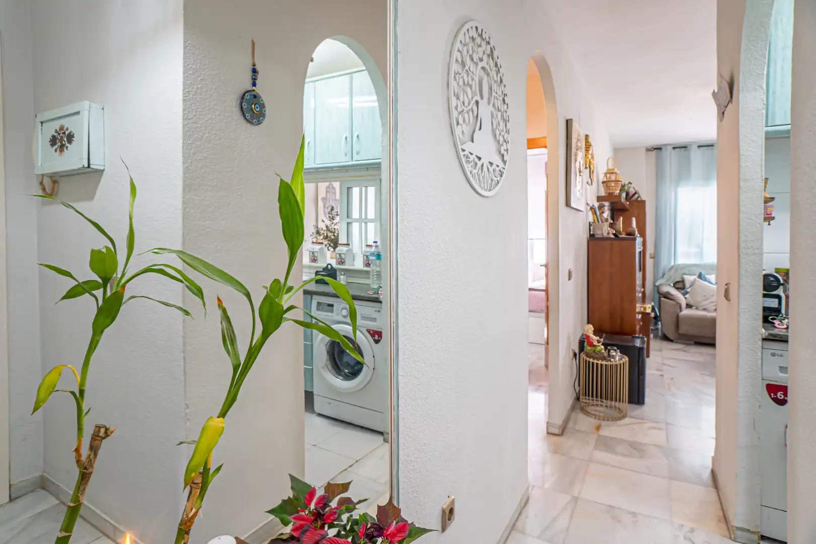 Wohnung zum Verkauf in Rincón de la Victoria mit Terrasse, Abstellraum und Gemeinschaftspool