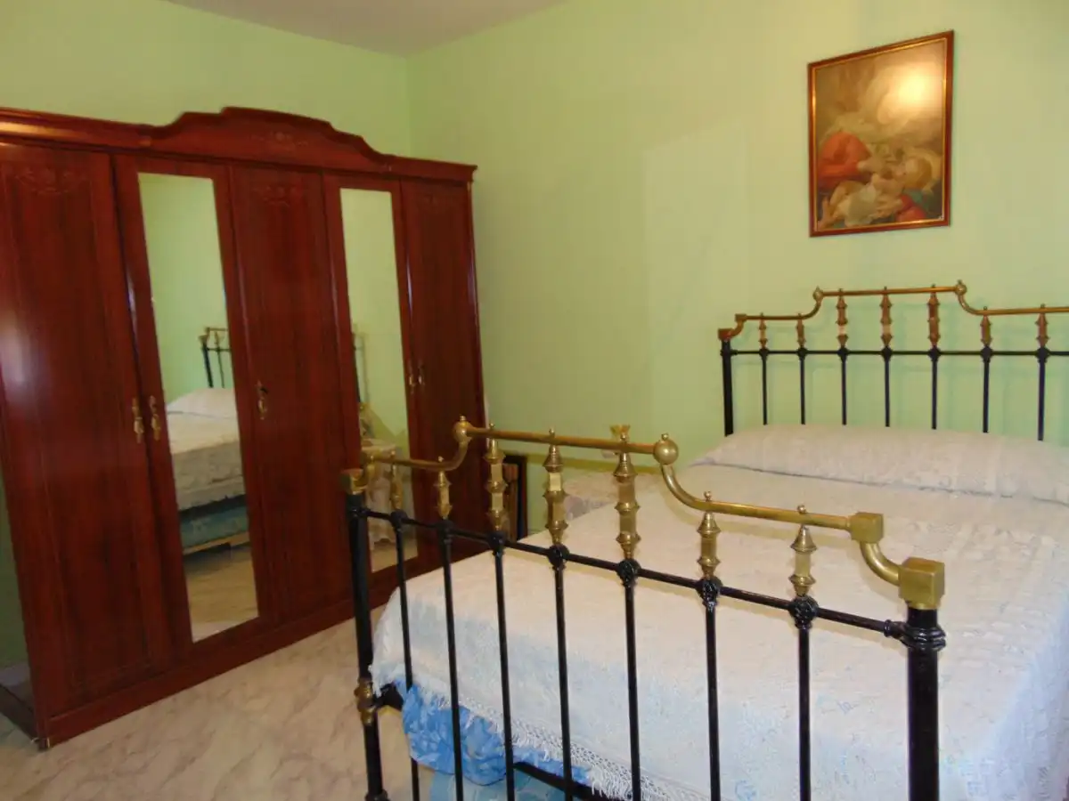 Habitación de Casa o chalet en venta en San Carlos del Valle con Calefacción, Terraza y Trastero