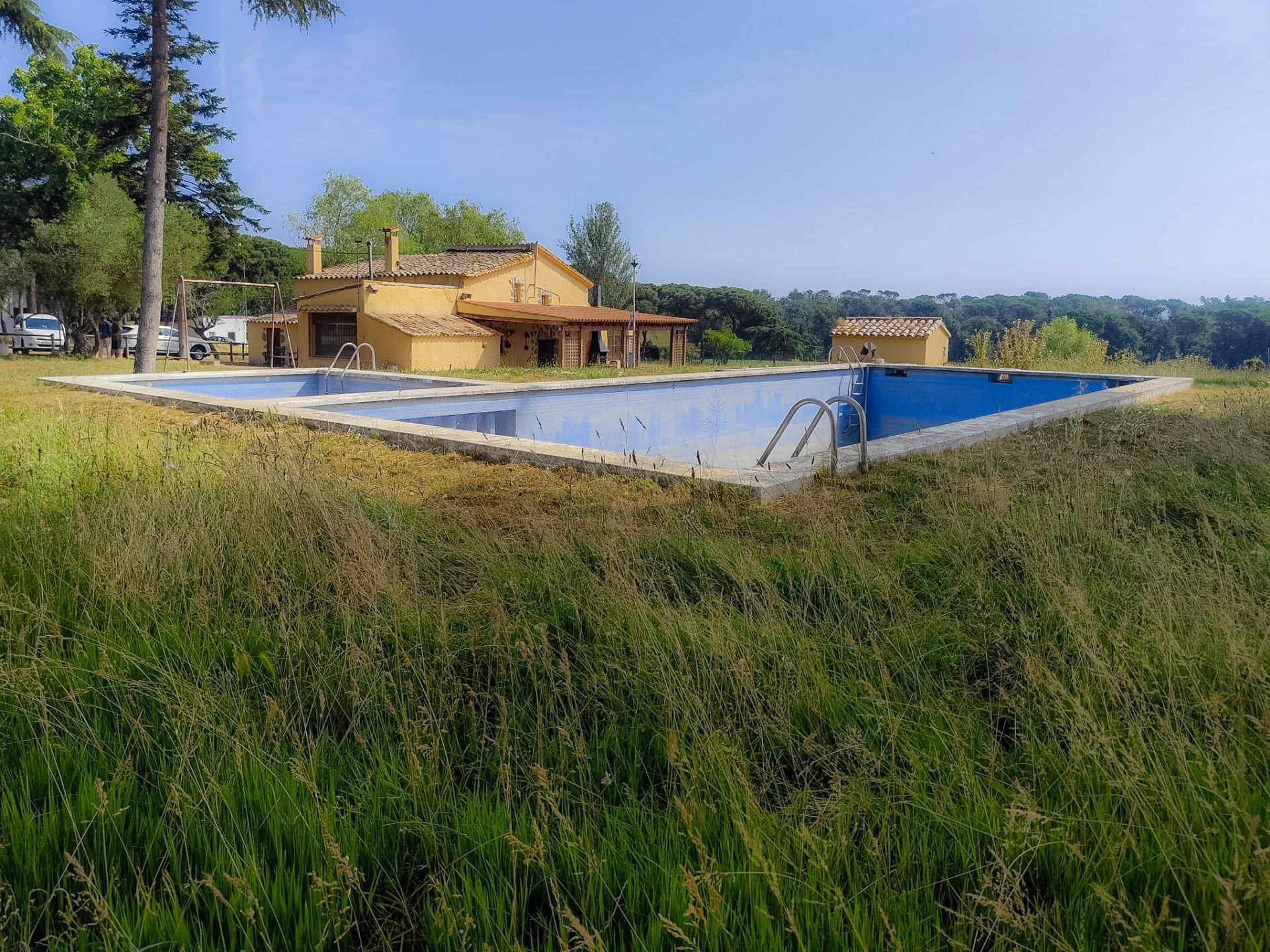 Piscina de Casa o xalet en venda en Caldes de Malavella amb Aire condicionat, Calefacció i Jardí privat