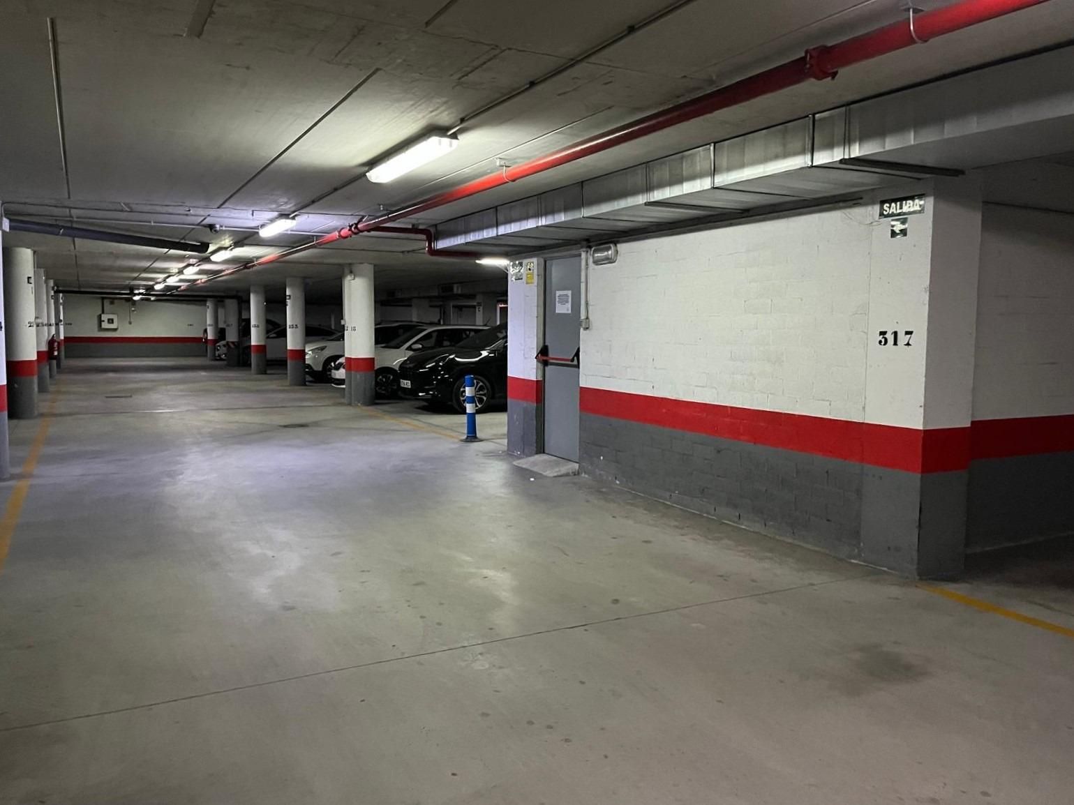 Aparcament de Garatge en venda en Barañain