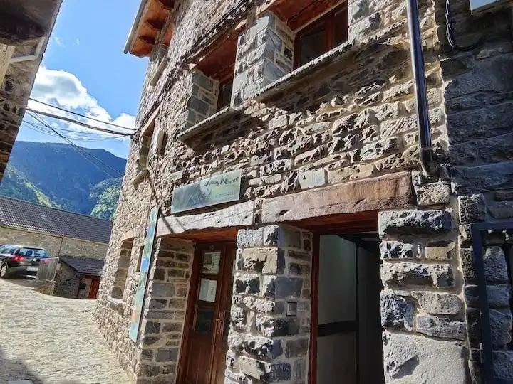 Casa rústica en venda a Calle Iglesia 6, imagen 2