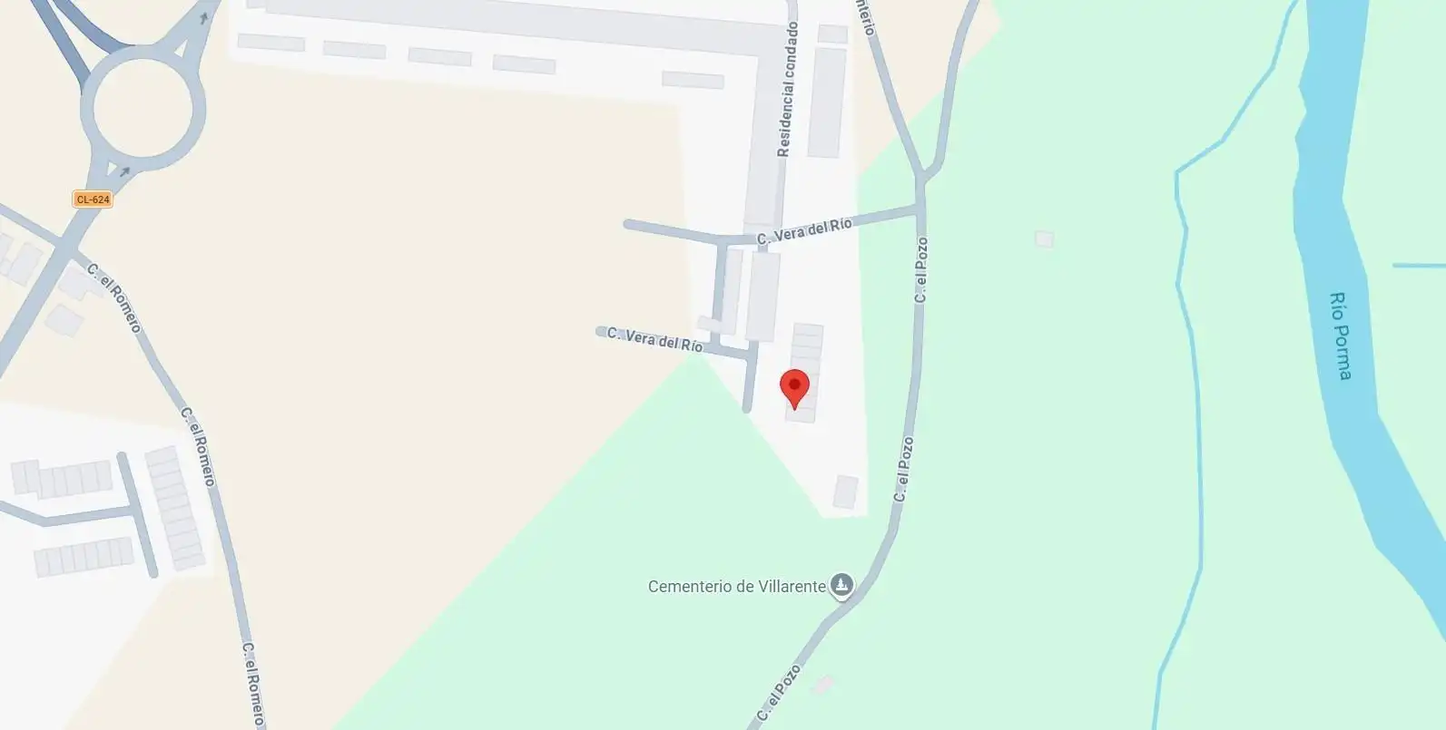 Parking de Casa adosada en venta en Villasabariego con Piscina comunitaria