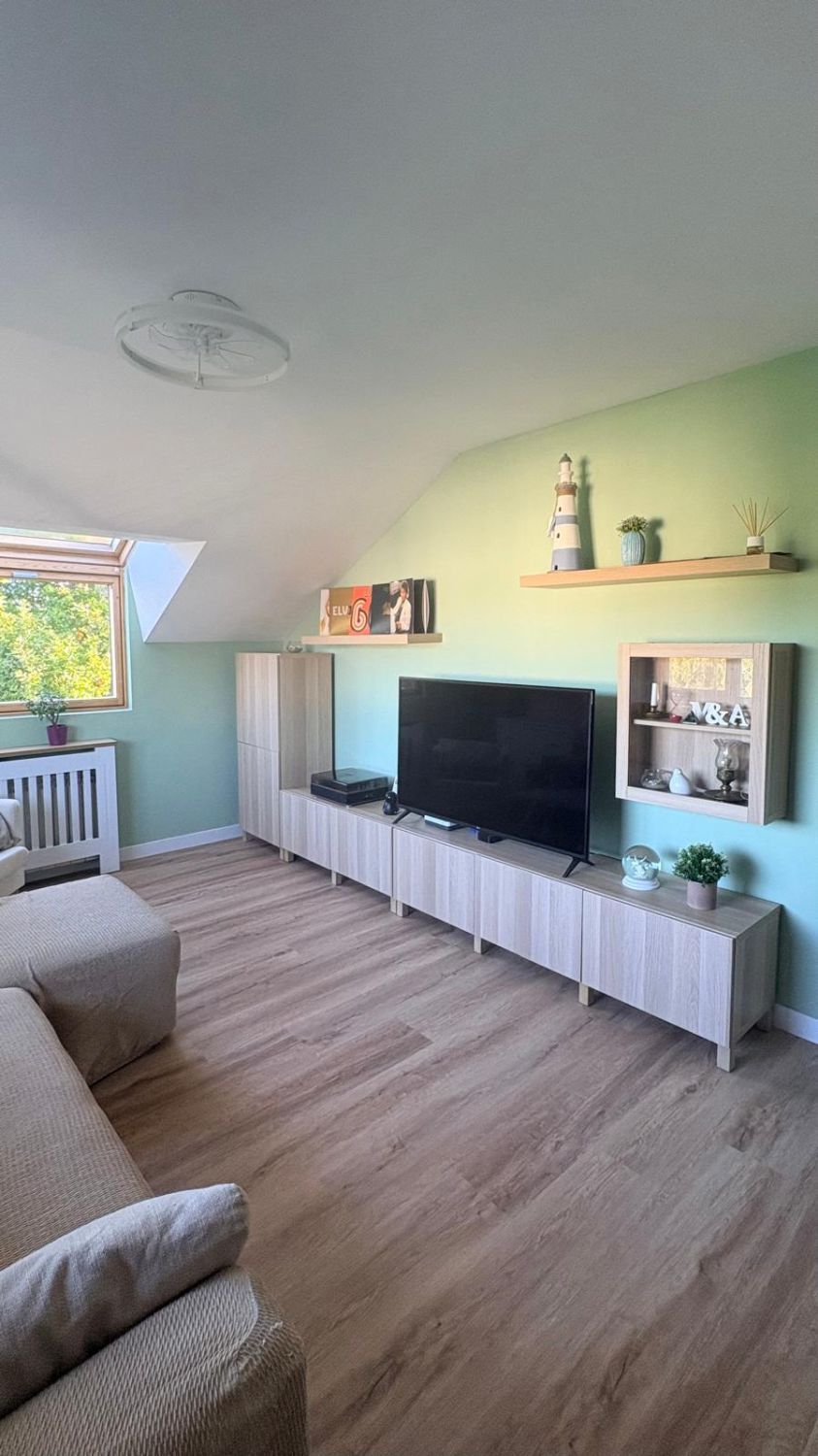 Wohnzimmer von Dachboden zum verkauf in Bárcena de Cicero mit Heizung