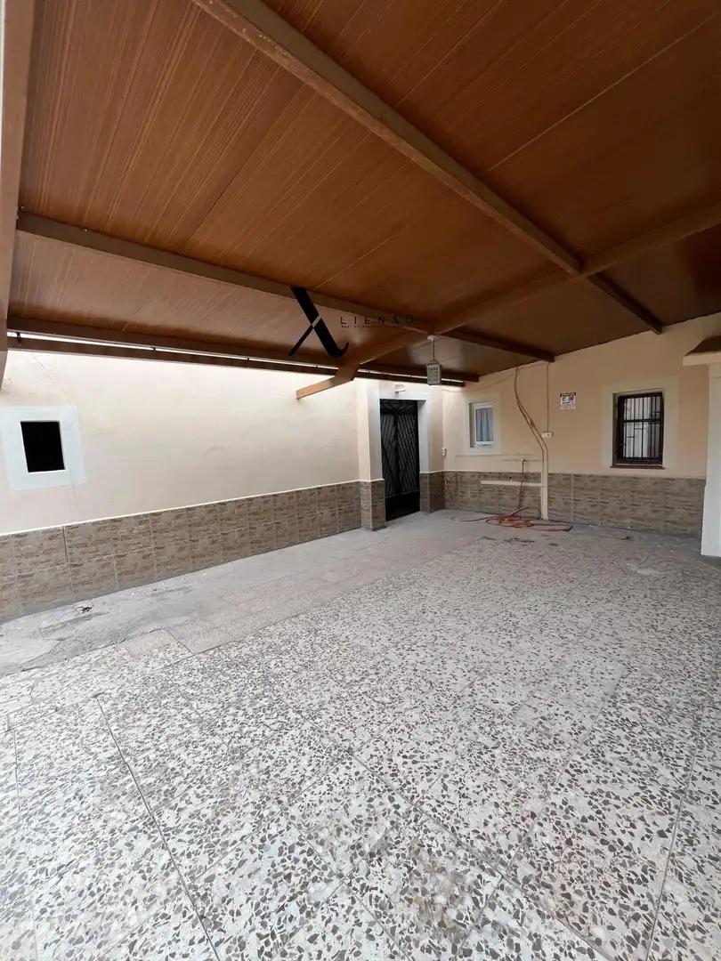 House with terrace for sale in Camino CAMPILLO, imagen 3