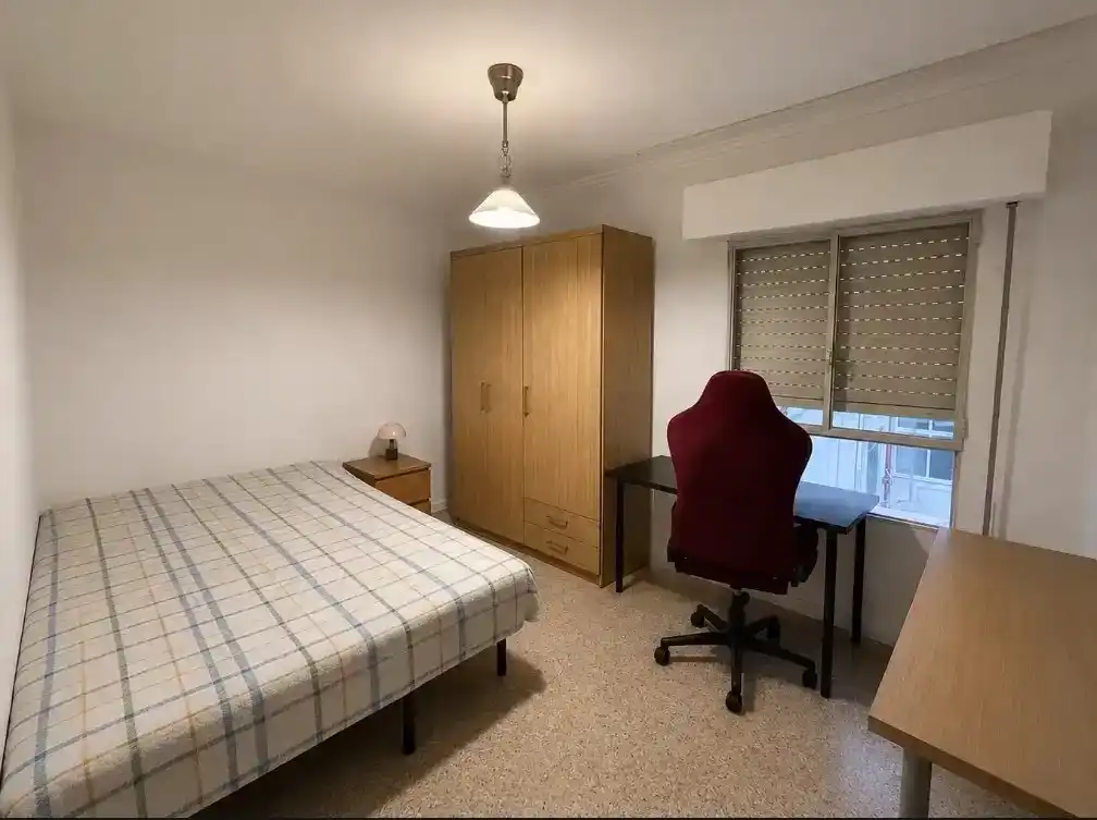 Schlafzimmer von Wohnung zur Miete in Murcia mit Möbliert