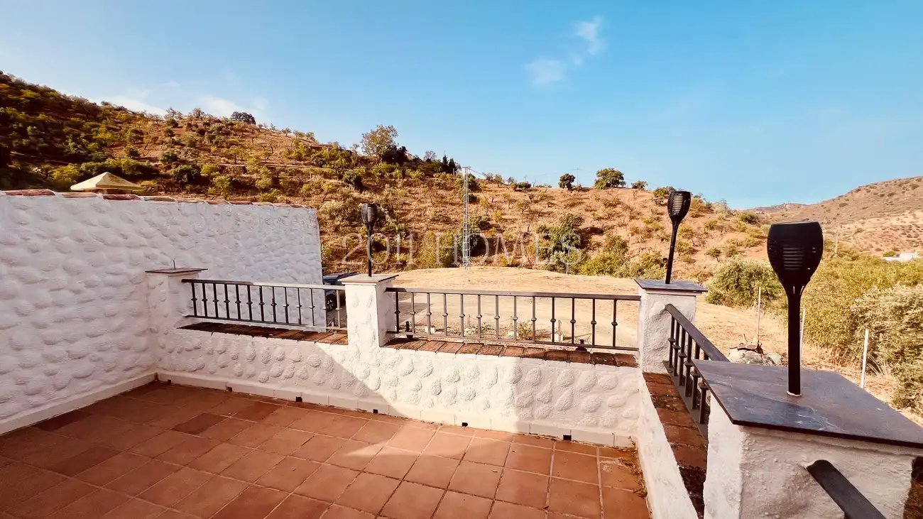 Terrassa de Finca rústica en venda en Almogía amb Jardí privat, Terrassa i Piscina