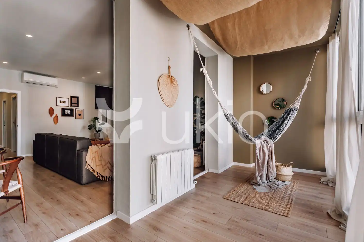 Habitación de Apartamento de alquiler en Barcelona con Aire acondicionado, Calefacción y Amueblado